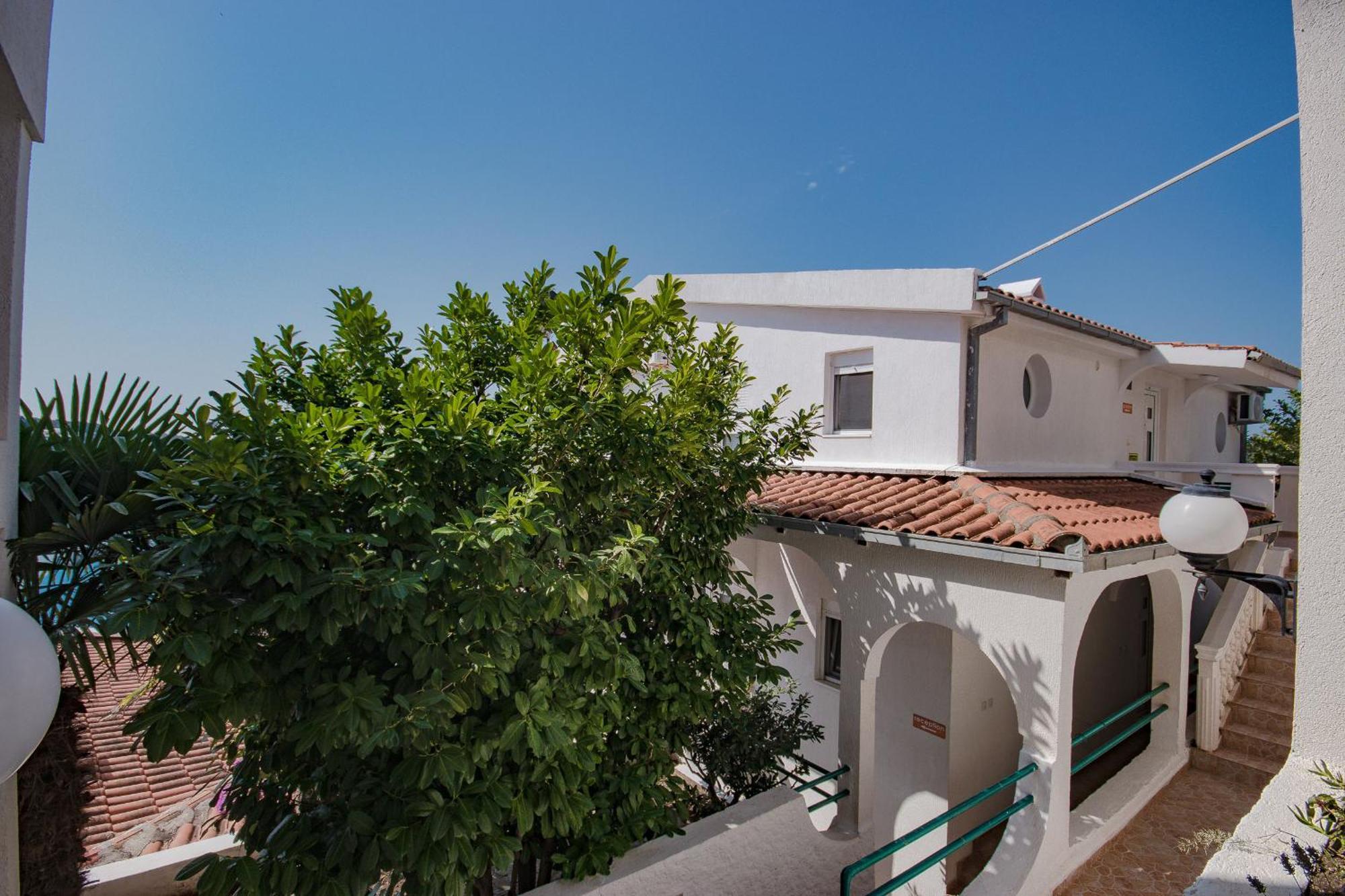 Aleksandra Apartments Utjeha Εξωτερικό φωτογραφία