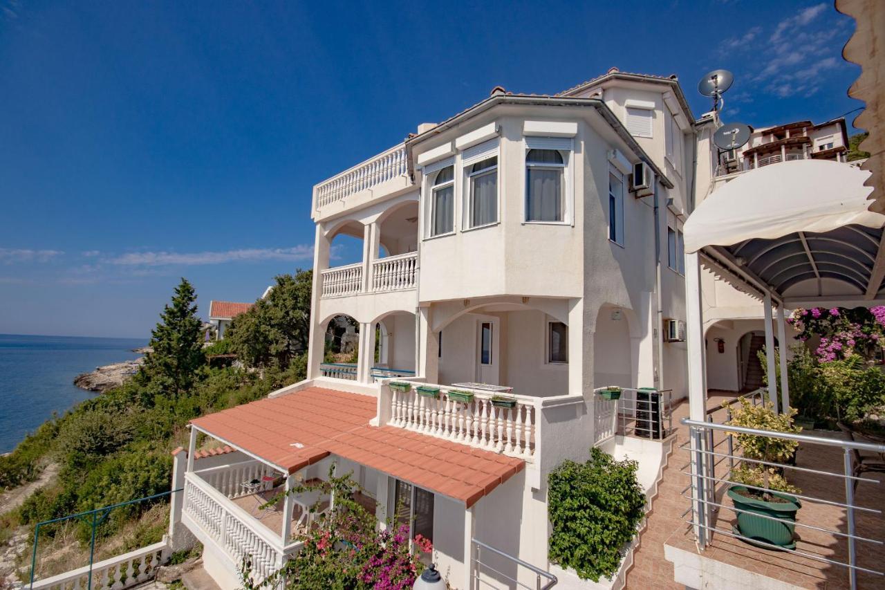 Aleksandra Apartments Utjeha Εξωτερικό φωτογραφία